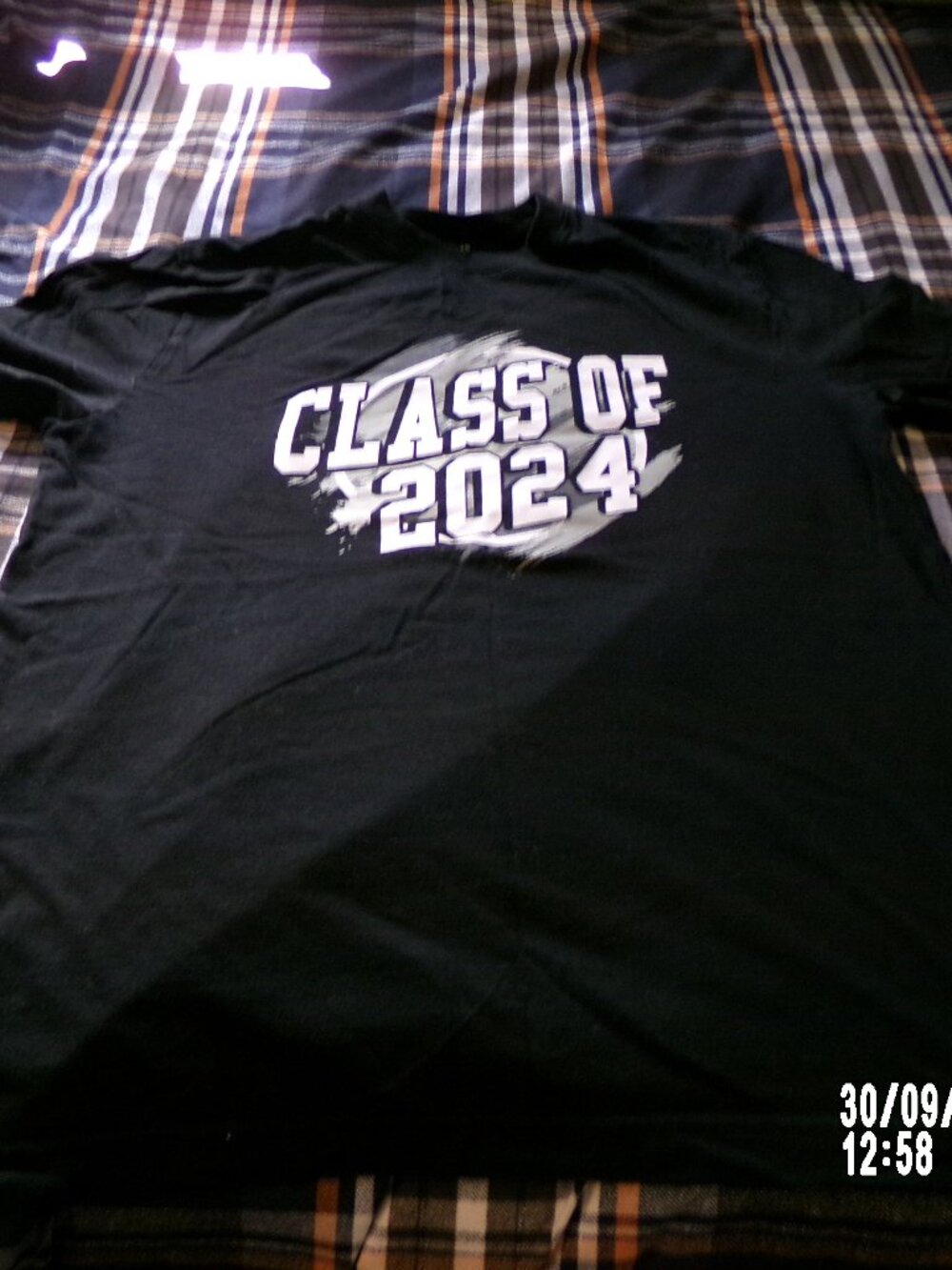 Size L black seniors shirt